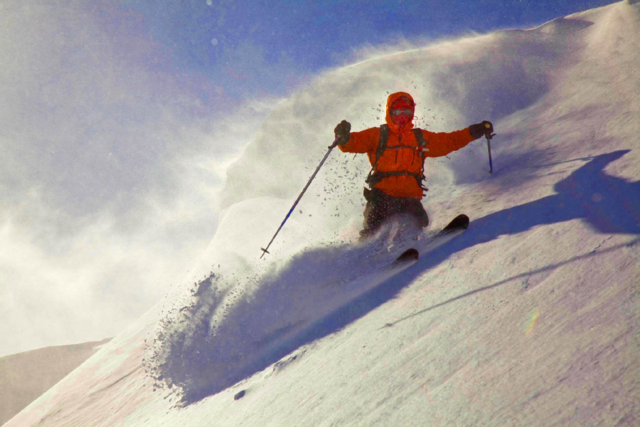 Powder, pasta, and wine: now THERE is a winning combo! Alpine guide Paolo rips up some perfect Italian Alps powder on a past Mt. Blanc tour. It really can be this good in Italy.