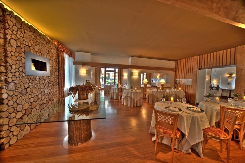 cresta dining s